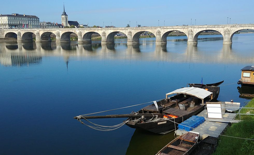 Brücke über Loire in Saumur